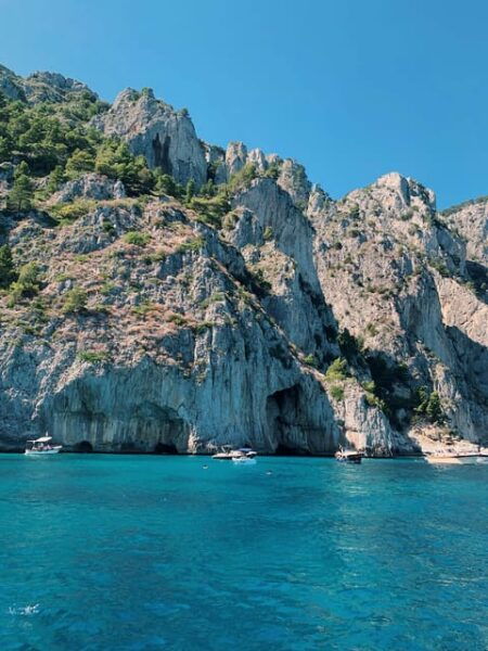 Capri: Private Boat Tour With Faraglioni Rocks and Caves - Booking Information