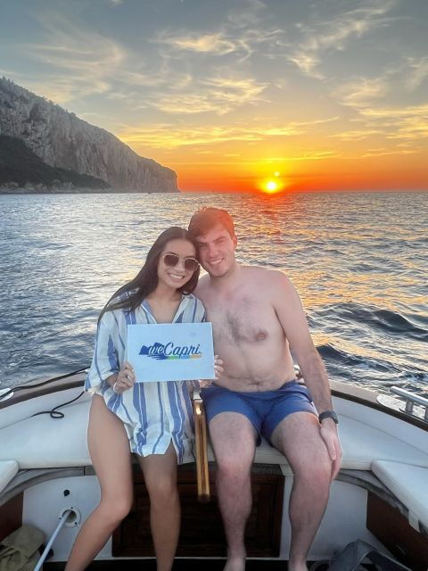 Capri: Sunset Boat Tour - FAQs