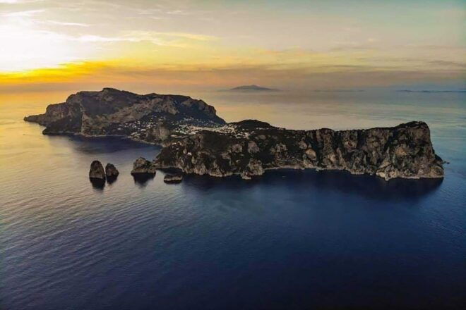 Capri: Sunset Boat Tour With Aperitif - Inclusions and Exclusions