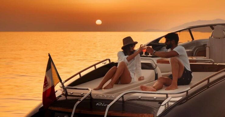 Capri: Sunset & Champagne Cruise via Riva 44 Speedboat - Good To Know