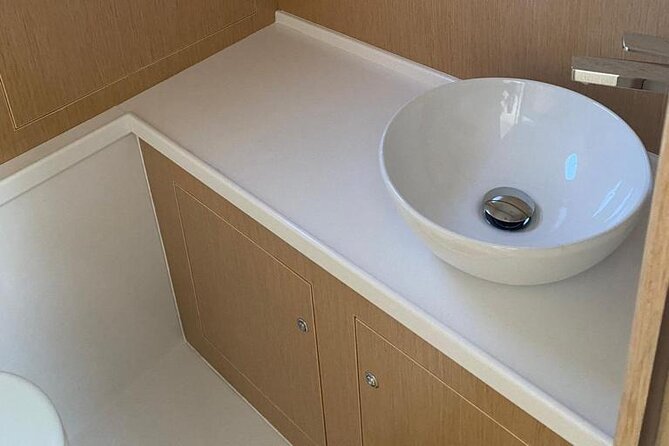 Capri Tour From Sorrento 28ft Classic Boat - Swimming and Snorkeling