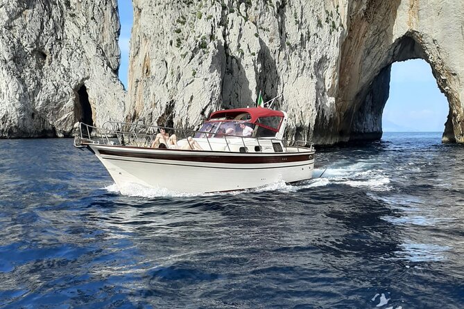 Capri Tour With "Gozzo" (3 Hours) - Tour Highlights