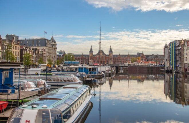 Capture the Most Photogenic Spots of Amsterdam With a Local - Local Spots and Hidden Gems