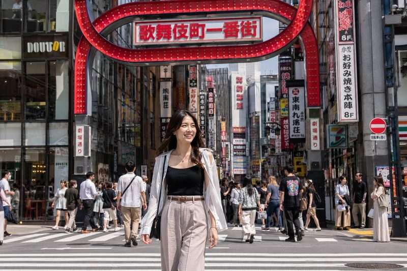 Capture your Tokyo story in photos | A private photo session like a movie - Photo delivery and the best time to book
