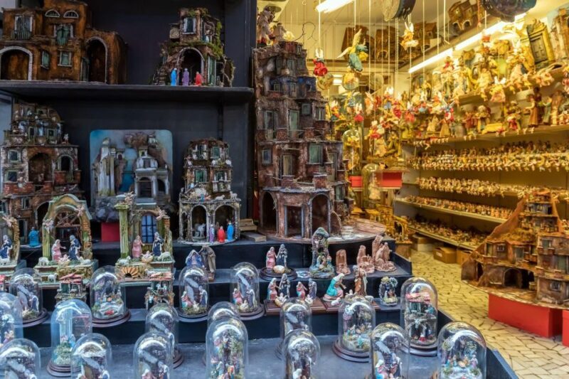 "Capturing the Magic": Explore the Naples Christmas Market - Good To Know