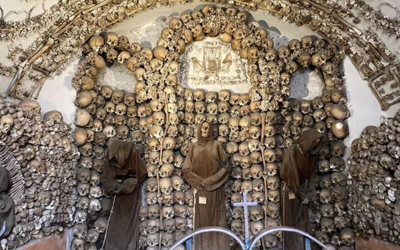 Capuchin Crypt & Catacombs of Priscilla after-hours tour in Rome - Key points to know