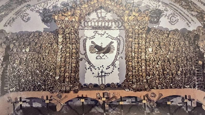 Capuchin Crypt ticket with audio guide in Rome - From ticket pickup to the five chapels