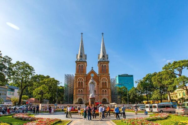 Car Hire & Driver: Ho Chi Minh City Tour - Travel Tips