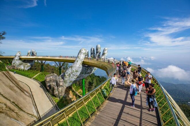 Car Hire & Driver: Visit Ba Na Hills/Golf From Da Nang City - Meet Your Driver