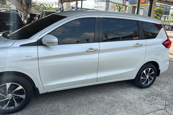 Car Rental in Bangkok for city attractions - Visiting City Landmarks & Beyond