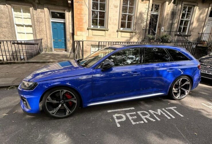 Car Rental : Toulouse Center, Airport and Train Station: - Car Rental Details
