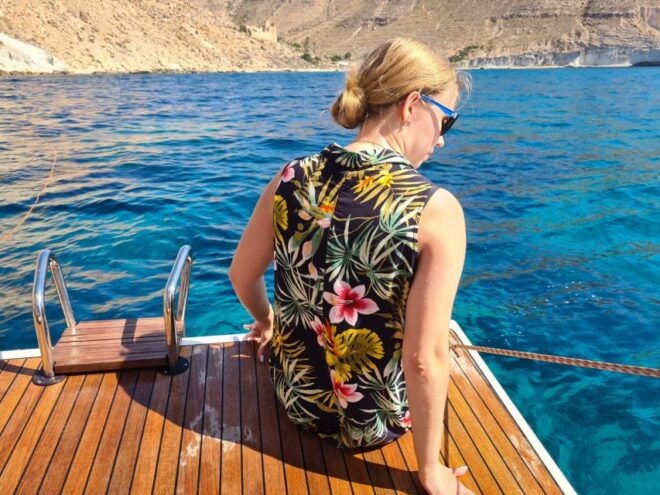 Carboneras: Yacht Tour to the 5 Best Beaches of Cabo De Gata - Relax in the Picturesque Cala Puente