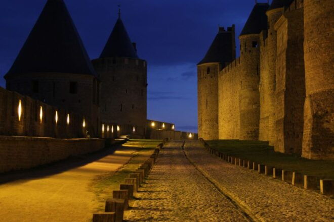 Carcassonne: First Discovery Walk and Reading Walking Tour - The Sum Up