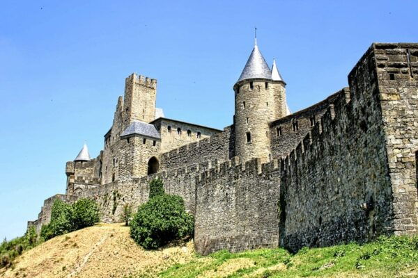 Carcassonne: Secrets of the Castles Defense Audio Tour - Historical Significance of Carcassonne