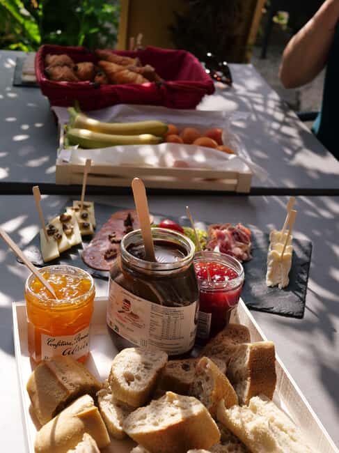 Carcassonne: Solex ride with guide and French-style brunch - What’s Included and What to Consider