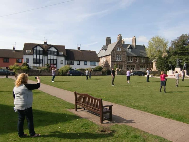 Cardiff: Doctor Who Car Tour - Exploring the Details: What to Expect on Your Doctor Who Tour