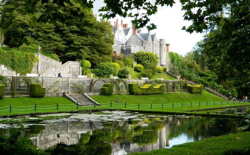 Cardiff: South Wales Cliffs, Bays & Castles Day Tour - Ogmore Castle and its stepping stones