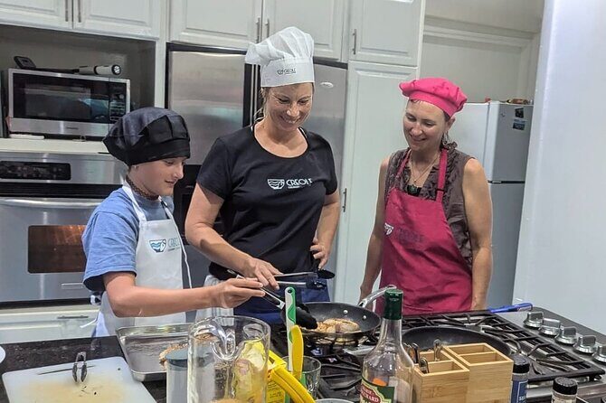 Caribbean Sip'n'Cook Cooking Class in Sint Maarten - FAQs