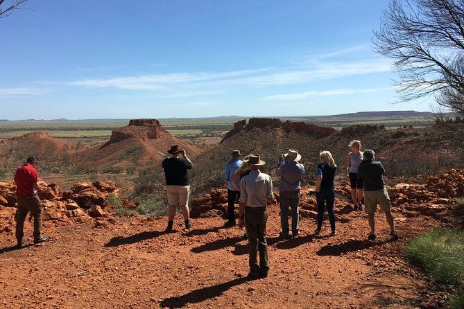 Carisbrooke Station and Dinosaur Stampede Day Tour from Winton - The Value of This Tour