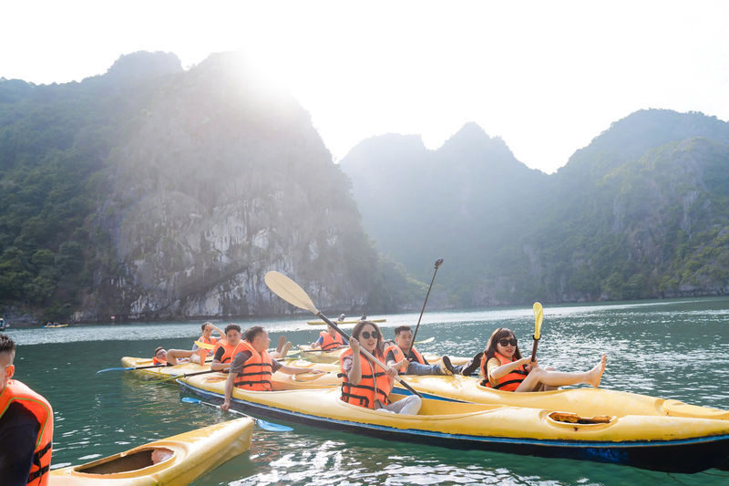 Carnival Luxury Day Cruise: Ha Long Bay with Sung Sot, Titop Island - Ti Top Island: a climb for the view