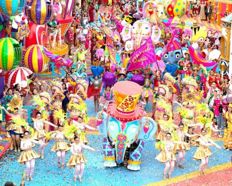 Carnival Magic Show With Buffet Dinner - Experience and Entertainment Highlights