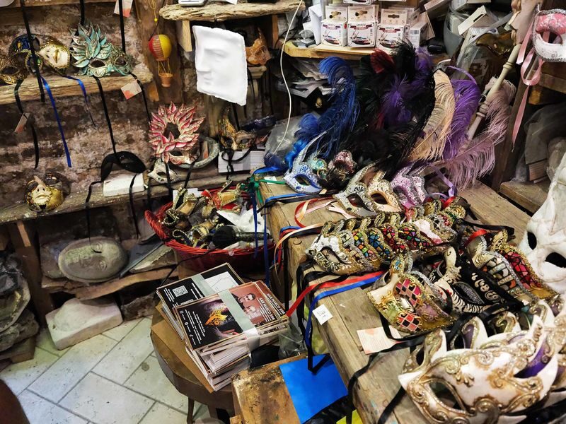 Carnival Mask-Making Workshop in Venice - A hands-on look at Venetian Carnival craft