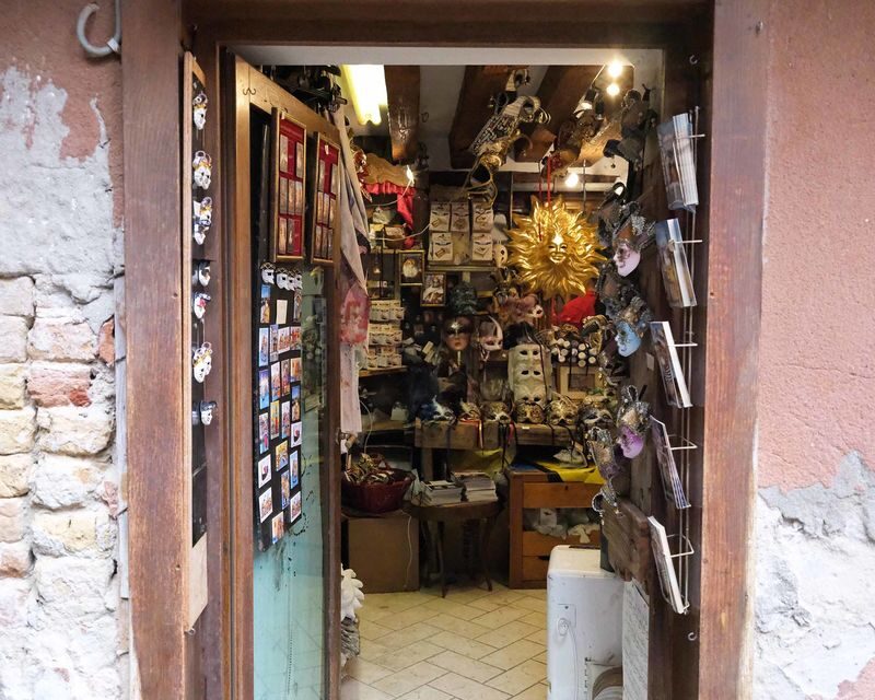 Carnival Mask-Making Workshop in Venice - Is the price worth it?