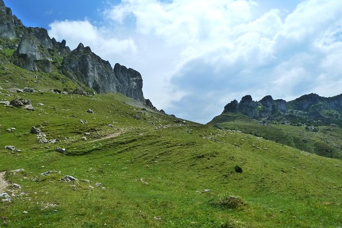 Carpathians in Romania: Bucegi Natural Park With Native Spanish Guide. - Itinerary and Meeting Point Details