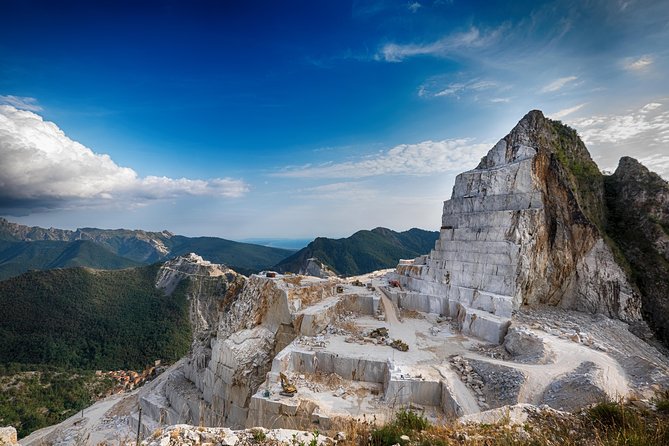Carrara Marble Quarries Tour by Land Rover - Ancient and Modern Mining Processes