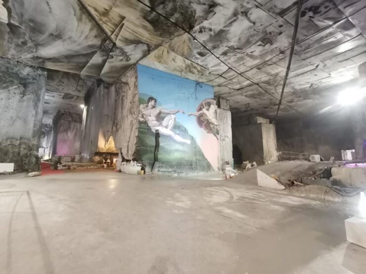 Carrara Marble - the White Gold of the Apuans - The Beauty of Carrara Marble