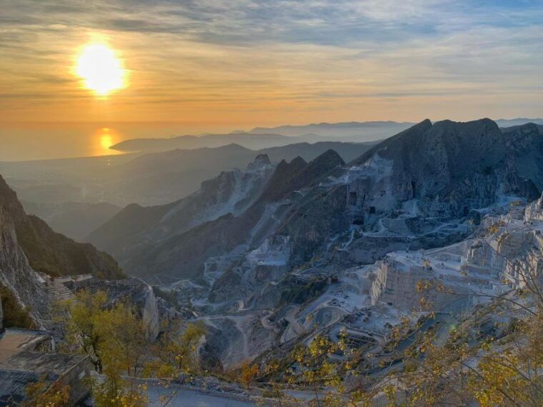 Carrara white marble quarries tour, 4X4 experience - Detailed Review