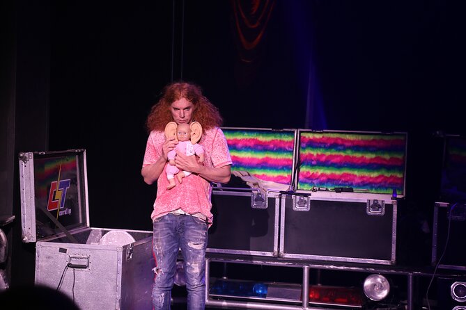 Carrot Top at the Luxor Hotel and Casino - Inclusions and Meeting Details