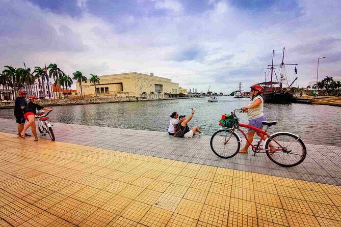 Cartagena 2 Hr Bicycle Tour - Inclusions