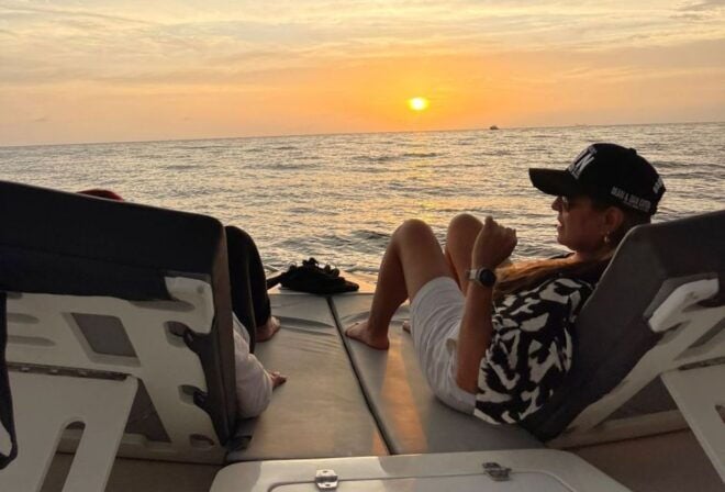 Cartagena: Bay Sunset Tour With Open Bar Included - Indulge in a Festive Atmosphere