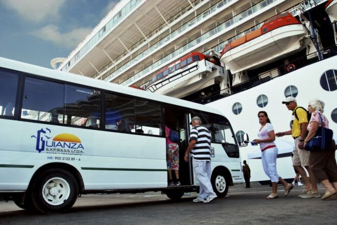 Cartagena City Tour: 4-Hour Cruise Excursion - Tour Experience