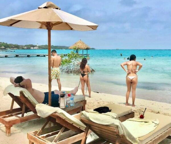 Cartagena: Cocotera Beach in Rosario Islands With Lunch - Visitor Reviews and Feedback