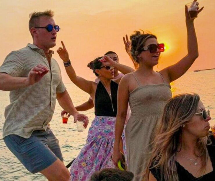 Cartagena De Indias: Sunset Cruise Open Bar With Dance Show - Highlights of the Activity