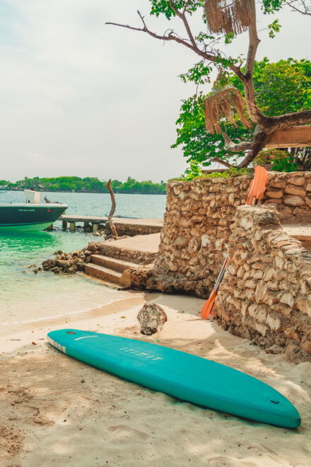 Cartagena: EXCLUSIVE Private Rosario Island With Buffet - Amenities and Services