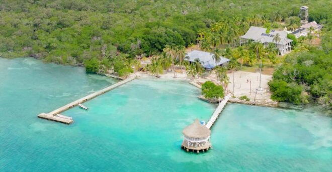 Cartagena: Full Day to the Island With Lunch, Pool, and Snack - Amenities and Facilities