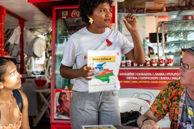 Cartagena: Guided Street Food Tour With Tastings - Tour Duration and Languages