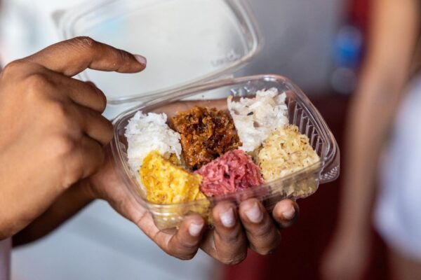 Cartagena: Guided Street Food Tour With Tastings - Tour Meeting Point and Guidelines