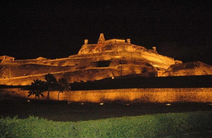 Cartagena: Mobile Disco, Liquor Included, Dancing and Tour - Experience Cartagenas History and Culture