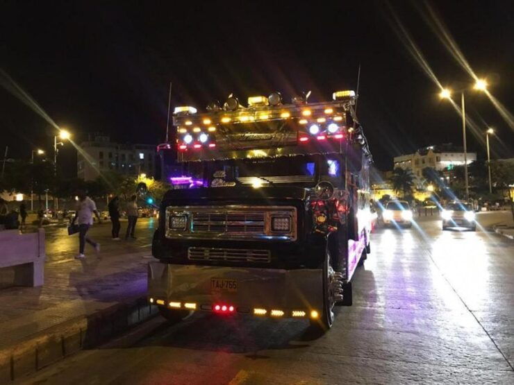Cartagena: Mobile Disco, Liquor Included, Dancing and Tour - Enjoy Live Music and Landmarks