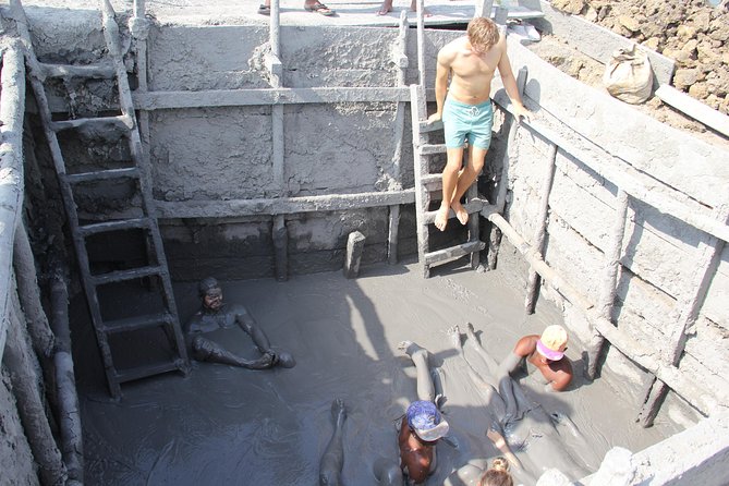 Cartagena, Mud Volcano El Totumo - Location and Pickup Information
