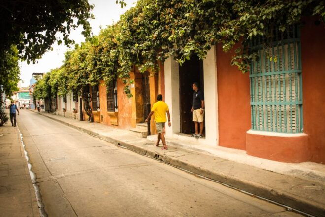 Cartagena: Old City Guided Walking Tour - Tour Experience