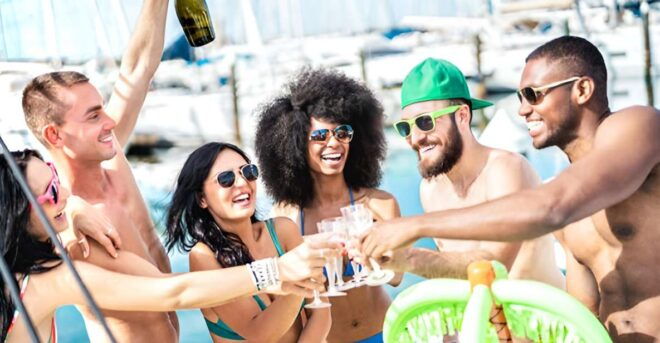 Cartagena: Party Boat to Cholon Beach With 2 Drinks & Lunch - Location & Additional Information