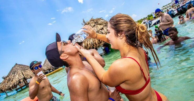 Cartagena: Party Boat to Cholon Island With Open Bar & Lunch - Tour Information