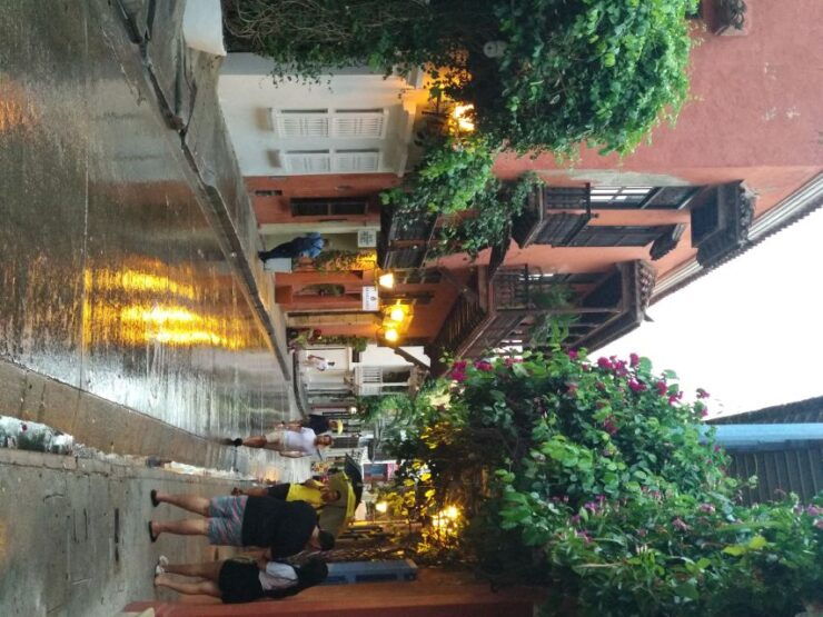 Cartagena: Private City Tour in an Air-Conditioned Vehicle - Tour Experience