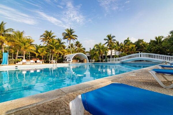 Cartagena: PRIVATE ROSARIO ISLAND UNLIMITED DRINKS - Booking and Cancellation Policy