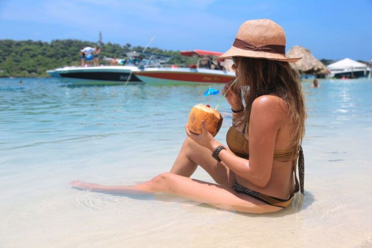 Cartagena: Rosario Islands Day Tour With Snorkel & Lunch - Tour Experience